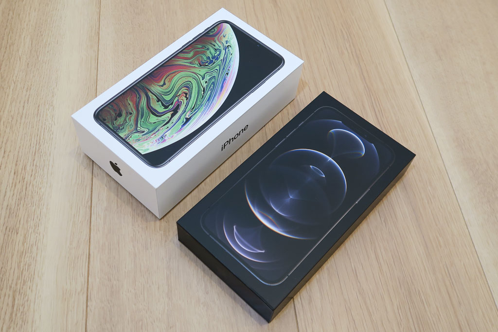 箱のサイズ比較、iPhone12ProMax、iPhoneXsMax